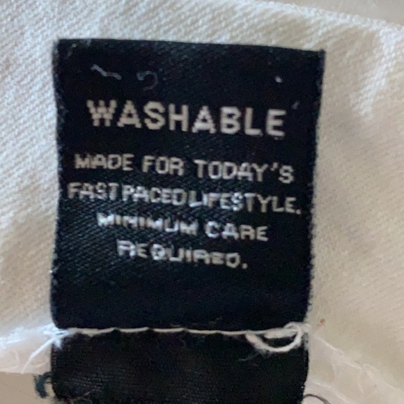 Larry Levine Woman Stretch Capris - Picture 9 of 9